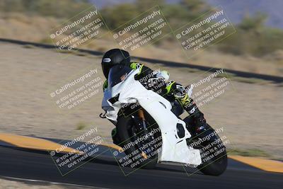 media/May-14-2023-SoCal Trackdays (Sun) [[024eb53b40]]/Turn 7 (740am)/